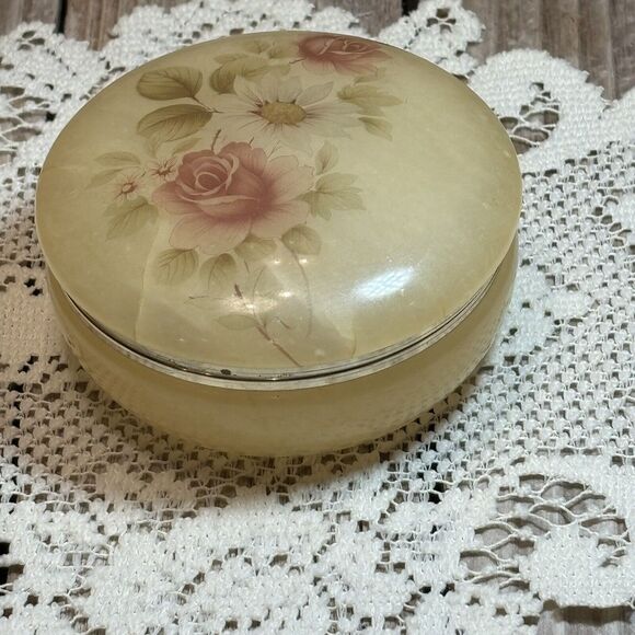 Vintage Genuine Alabaster Hinged Rose Trinket Jewelry Box - Picture 3 of 11